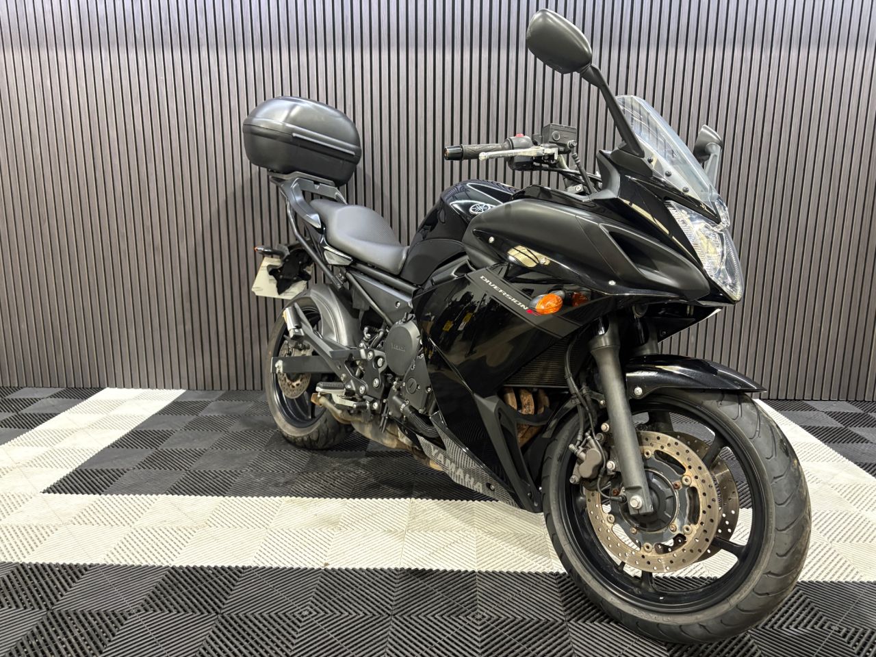 Used Yamaha XJ6 for sale - 78435714: Photo 7