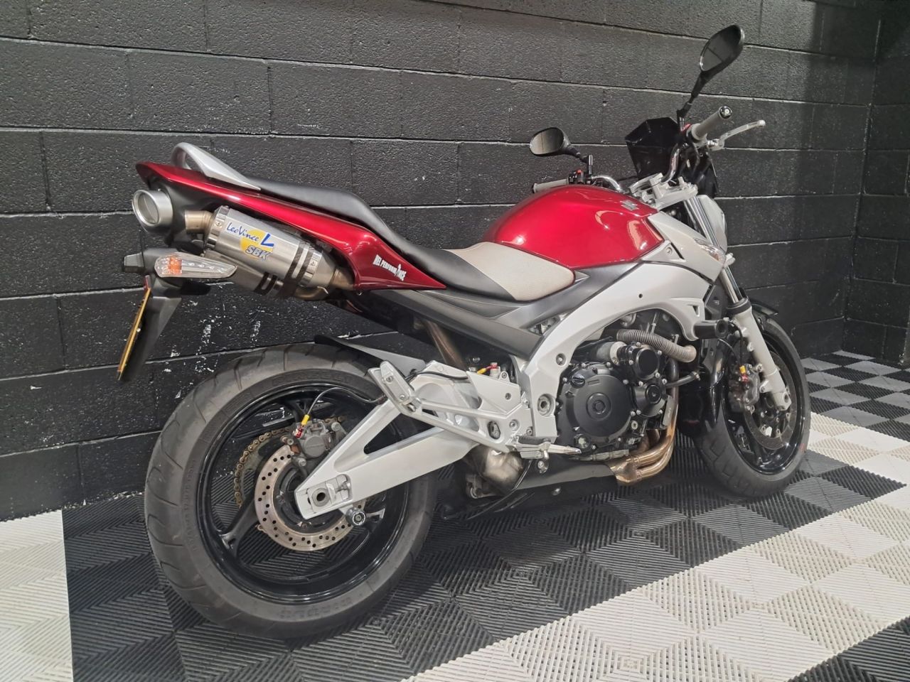 Used Suzuki GSR600 for sale - 78435727: Photo 4