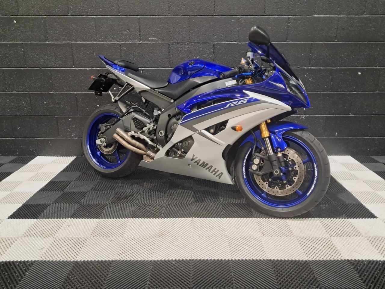 Used Yamaha R6 for sale - 78435068: Photo 6