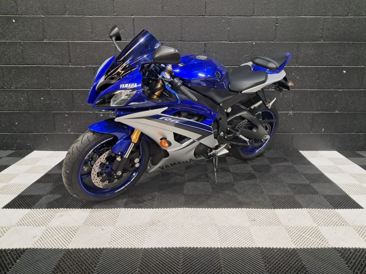 Used Yamaha R6 for sale - 78435068: Photo 7