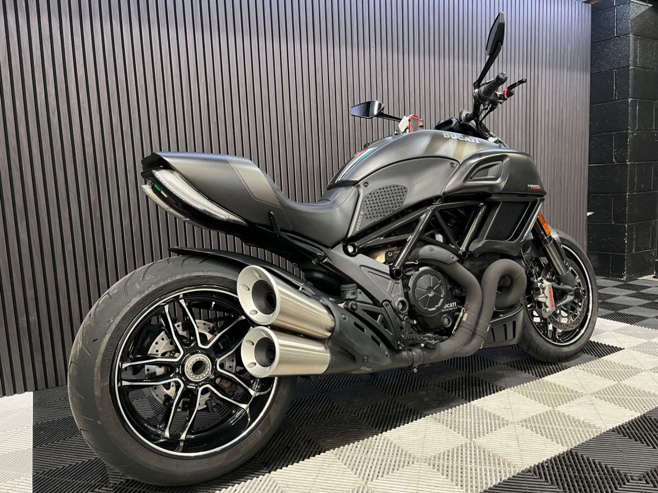 Used Ducati Diavel for sale - 78434677: Photo 4