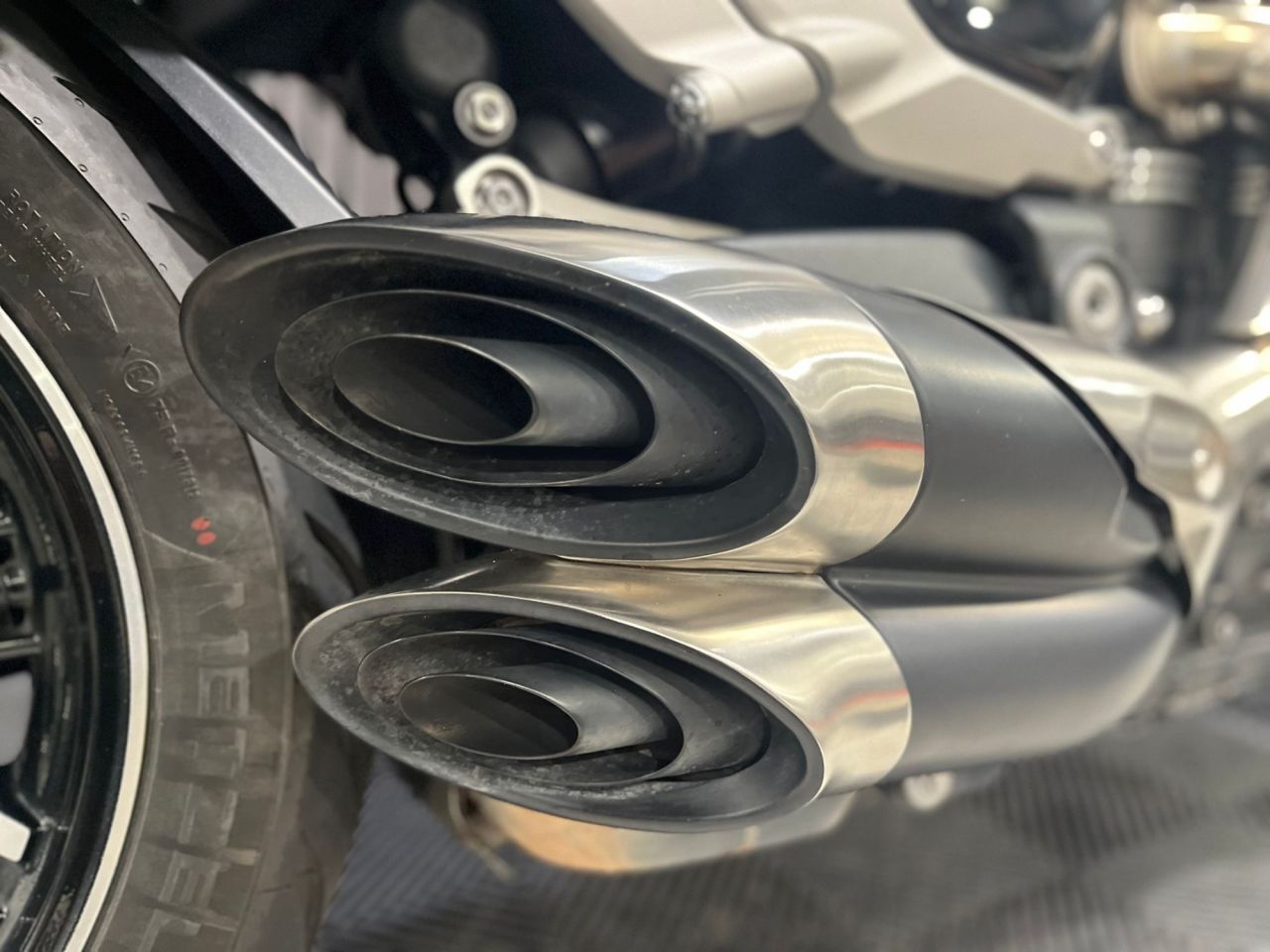 Used Triumph Rocket III for sale - 78927099: Photo 23