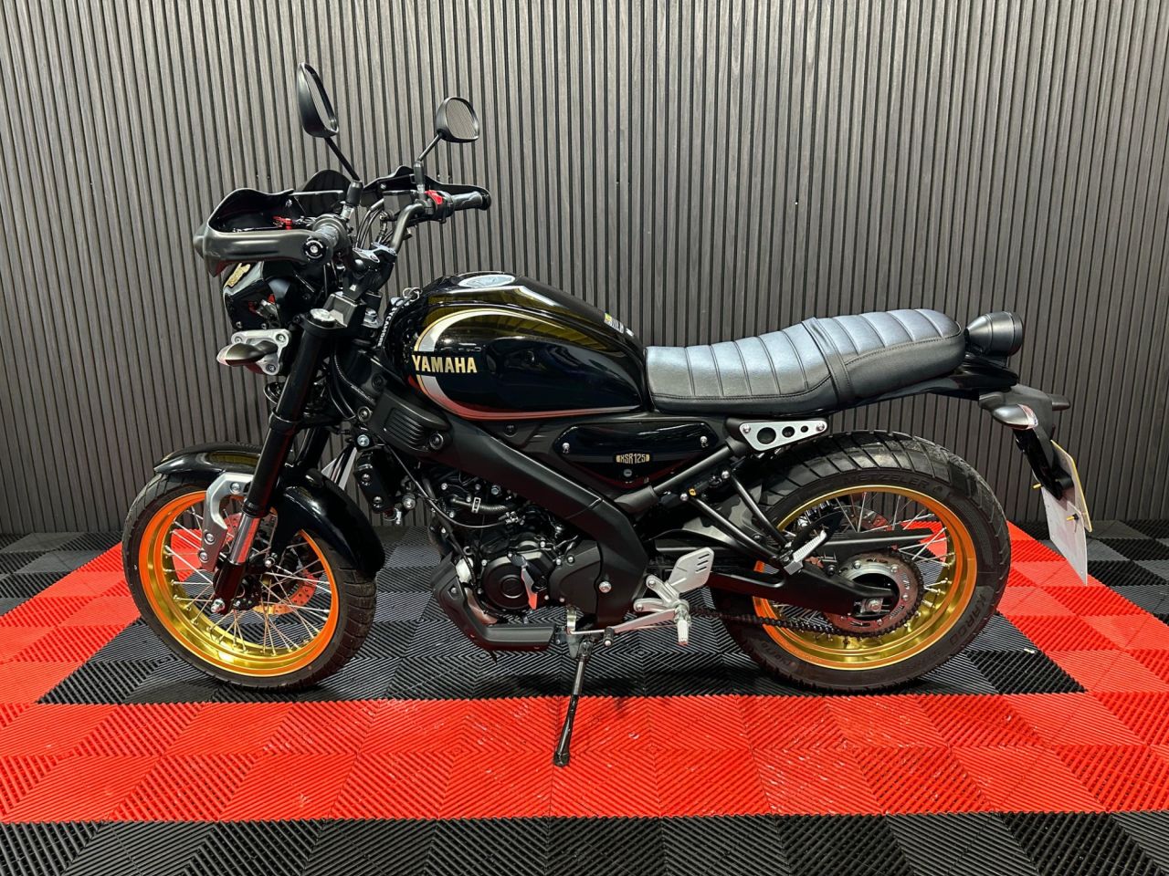 Used Yamaha XSR125 for sale - 78434931: Photo 11