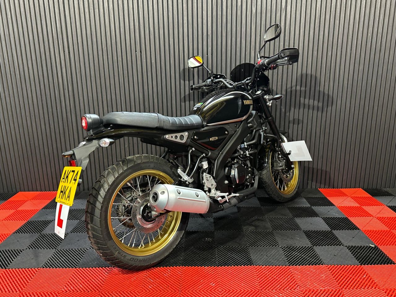 Used Yamaha XSR125 for sale - 78434931: Photo 6