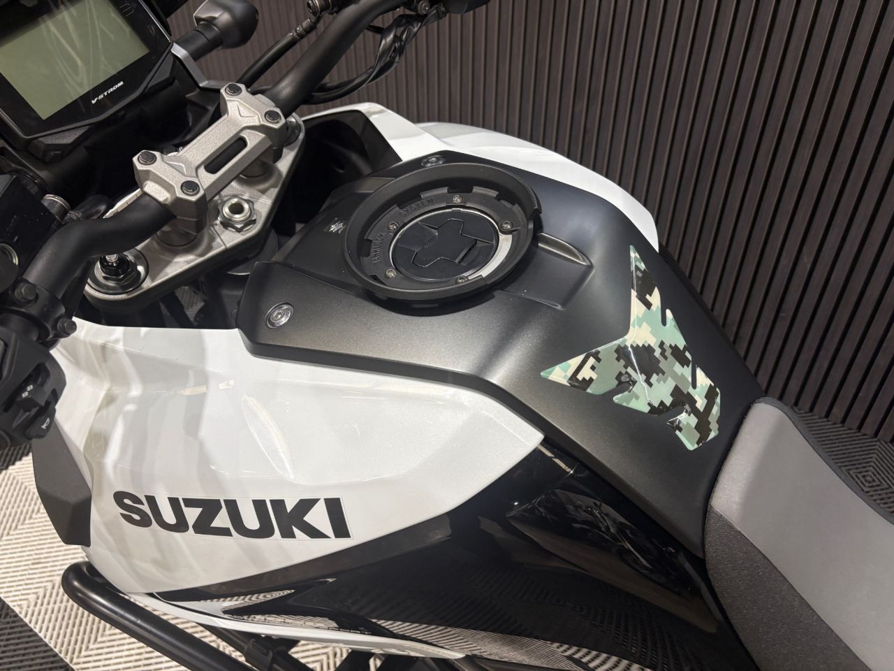 Used Suzuki V-strom 1050 for sale - 78792336: Photo 26