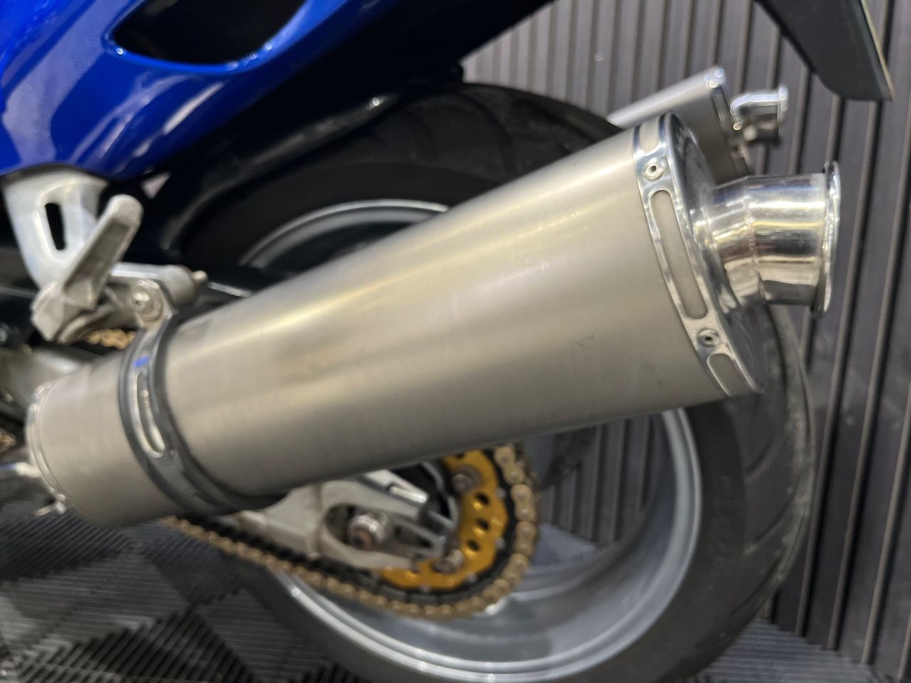 Used Honda CBR1100XX Super Blackbird for sale - 78435488: Photo 24