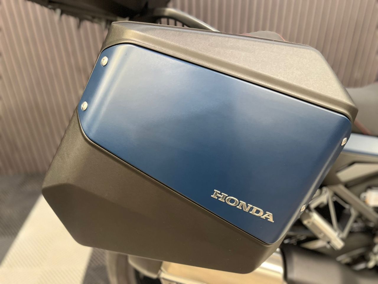 Used Honda NT1100 for sale - 78671344: Photo 18