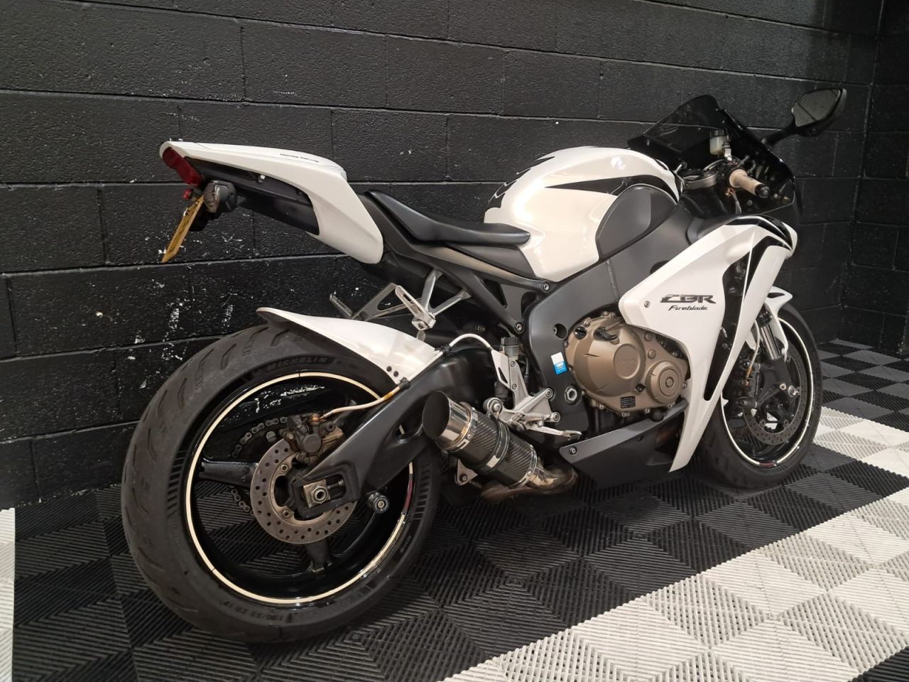 Used Honda CBR1000RR Fireblade for sale - 78434414: Photo 4