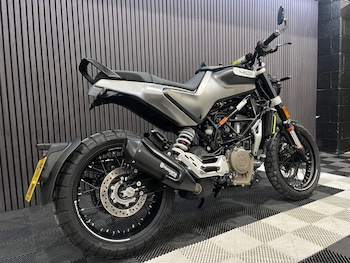 Used Husqvarna Svartpilen 401 undefined for sale - bike-78434887: Photo