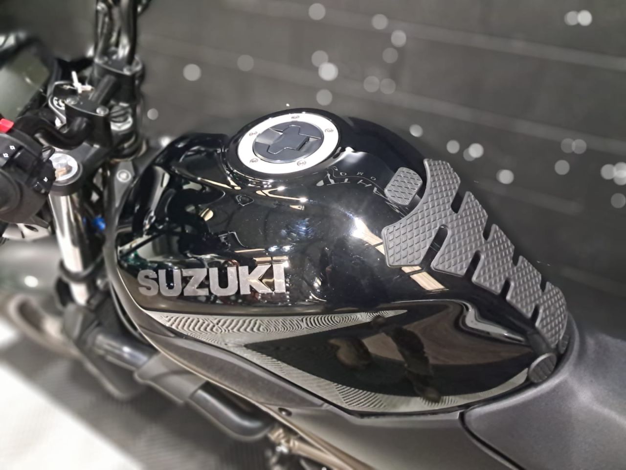 Used Suzuki SV650 for sale - 78435246: Photo 22