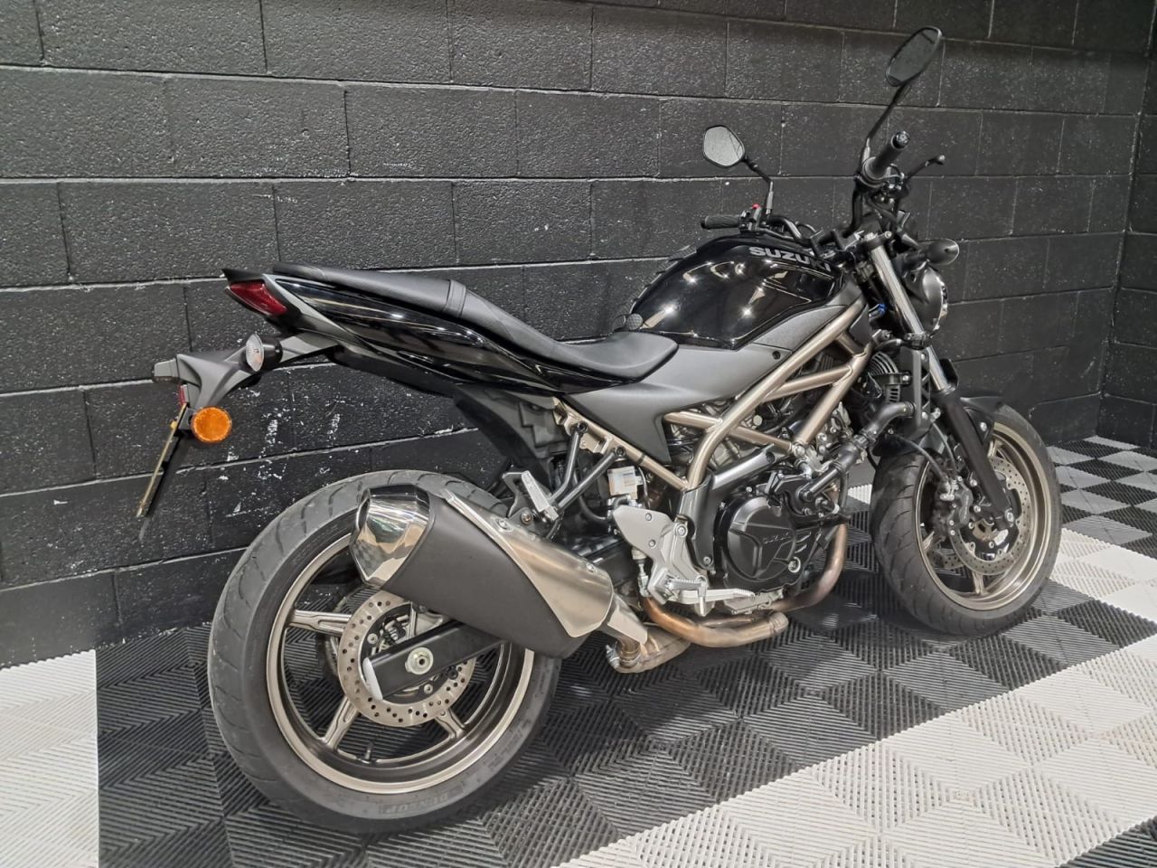 Used Suzuki SV650 for sale - 78435246: Photo 4