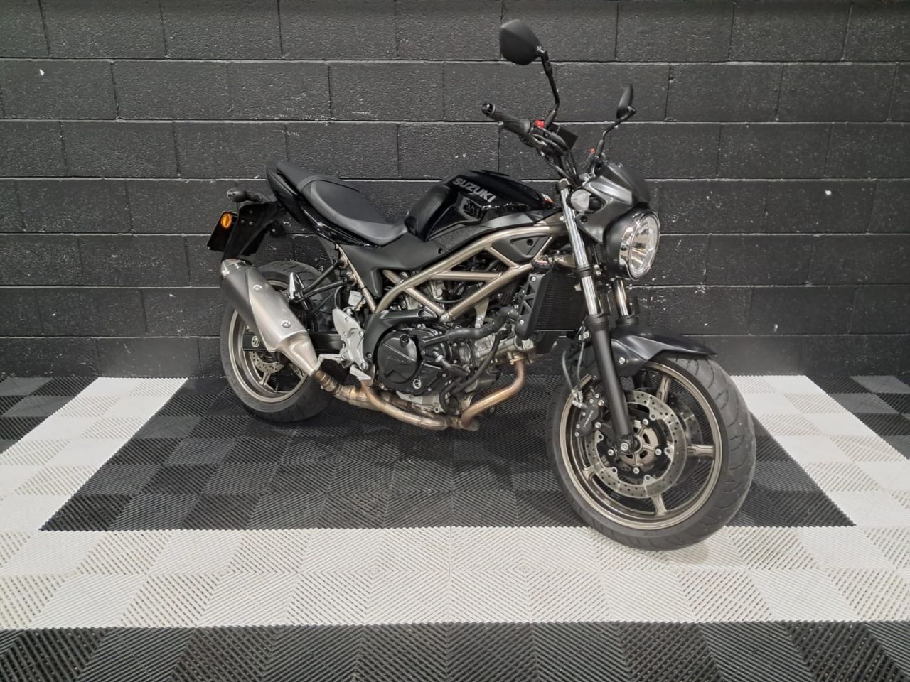 Used Suzuki SV650 for sale - 78435246: Photo 6