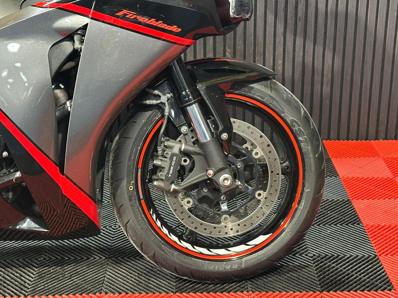 Used Honda CBR1000RR Fireblade for sale - 78435221: Photo 16