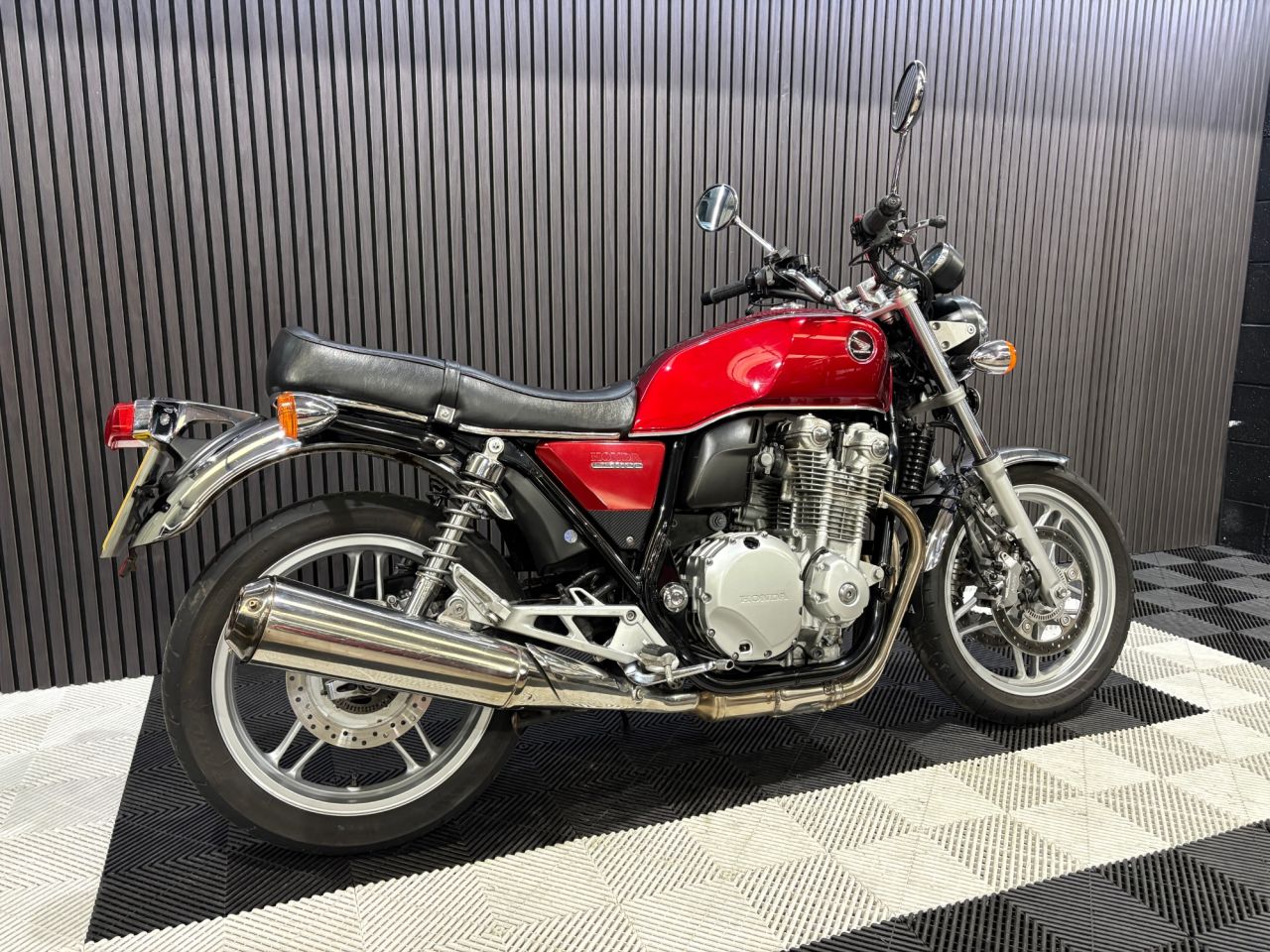 Used Honda CB1100 for sale - 78435473: Photo 4