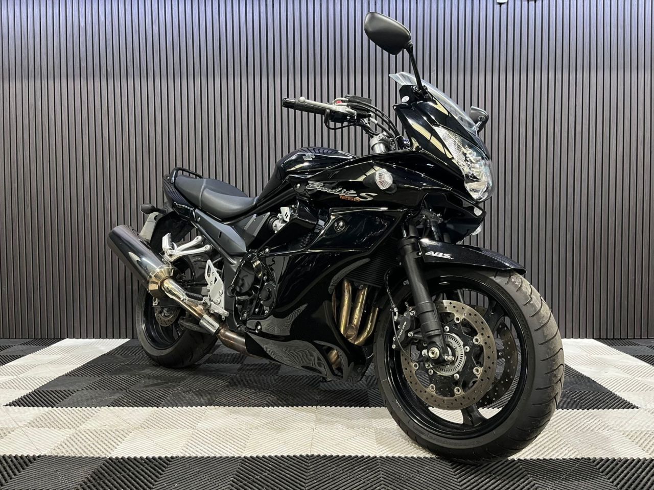 Used Suzuki Bandit 1250 for sale - 78435535: Photo 5