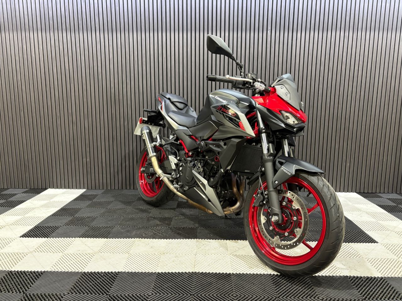 Used Kawasaki Z550 for sale - 78435109: Photo 6