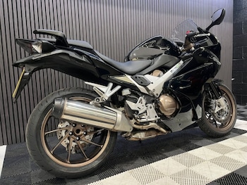 Used Honda VFR800F undefined for sale - bike-78434437: Photo