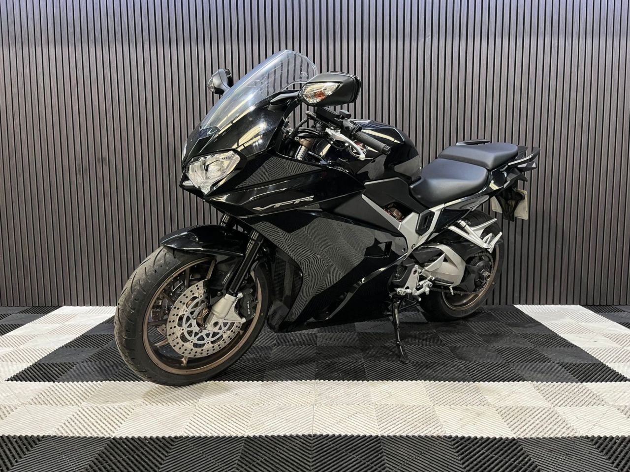 Used Honda VFR800F for sale - 78434437: Photo 7