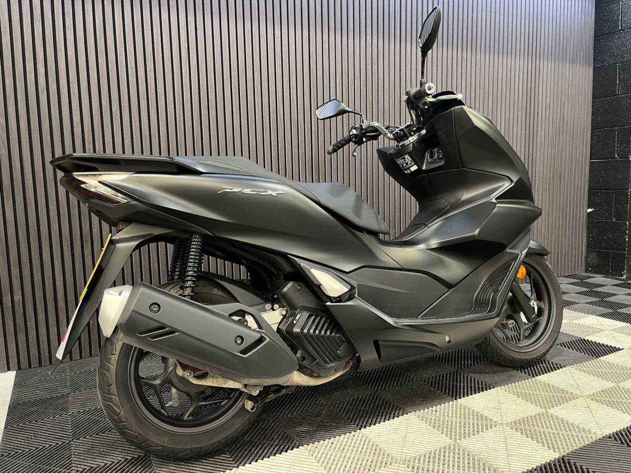 Used Honda PCX125 for sale - 78434574: Photo 4