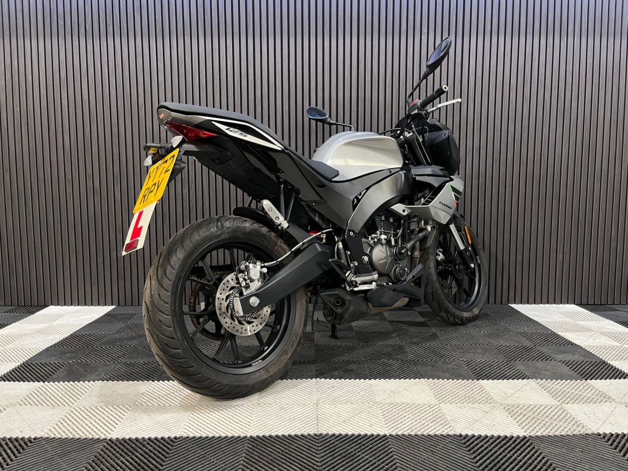 Used Aprilia Tuono 125 for sale - 78435021: Photo 11