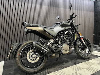 Used Husqvarna Svartpilen 125 undefined for sale - bike-78929843: Photo