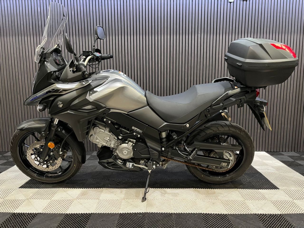Used Suzuki DL 650 for sale - 78435700: Photo 9