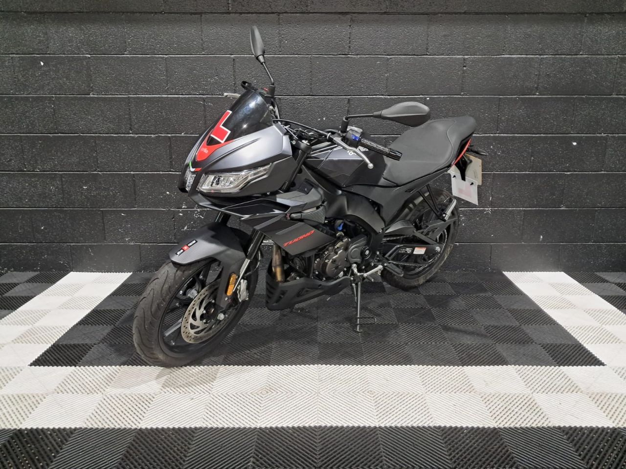 Used Aprilia Tuono 125 for sale - 78435403: Photo 7