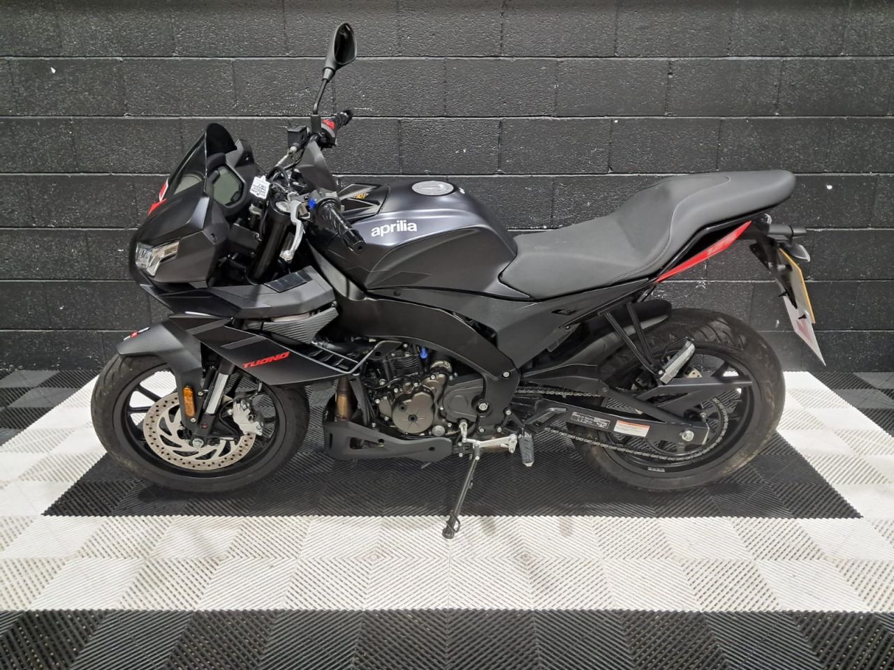 Used Aprilia Tuono 125 for sale - 78435403: Photo 9