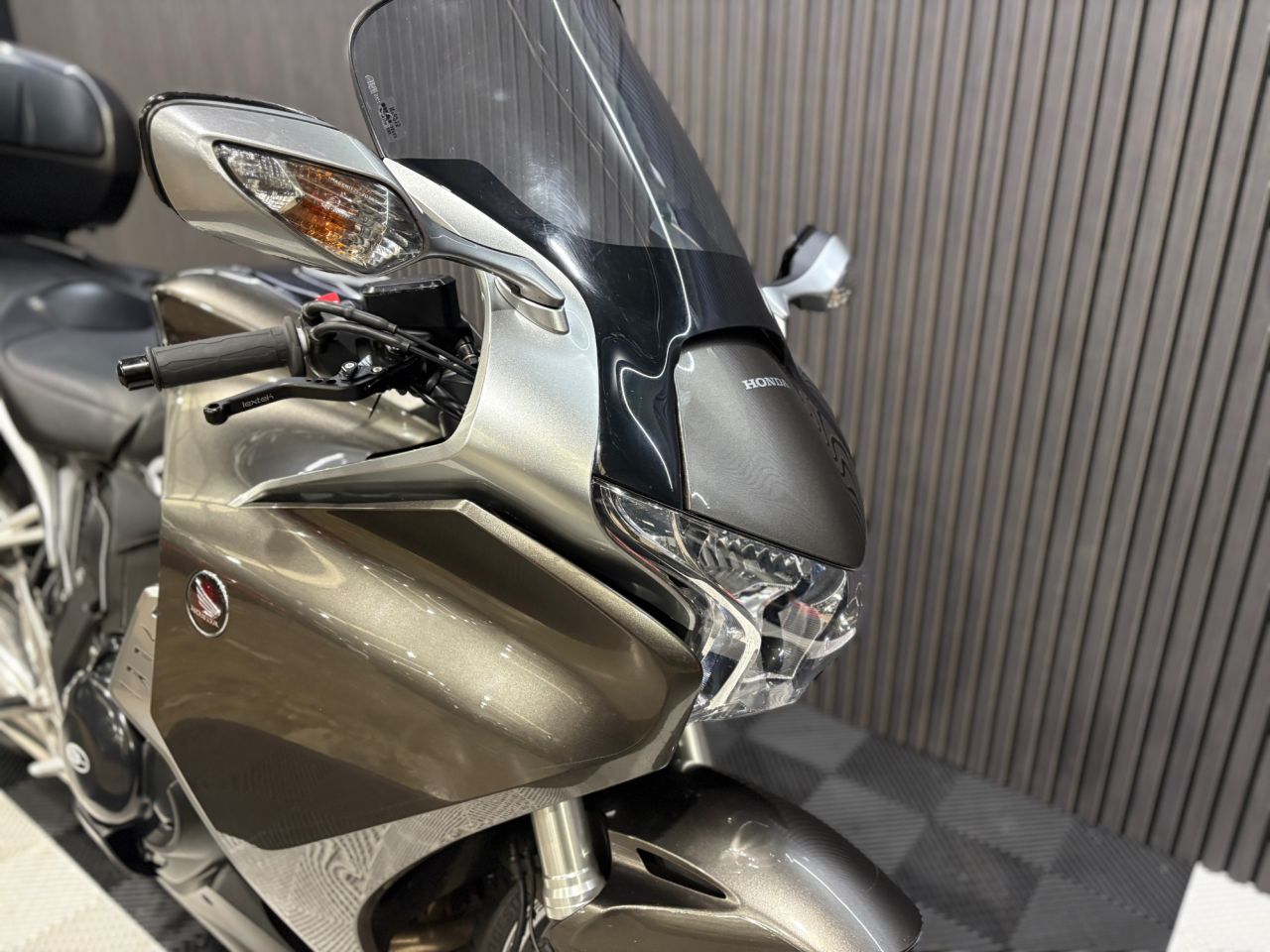 Used Honda VFR1200F for sale - 78434966: Photo 16