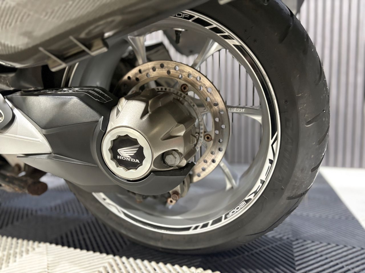 Used Honda VFR1200F for sale - 78434966: Photo 23