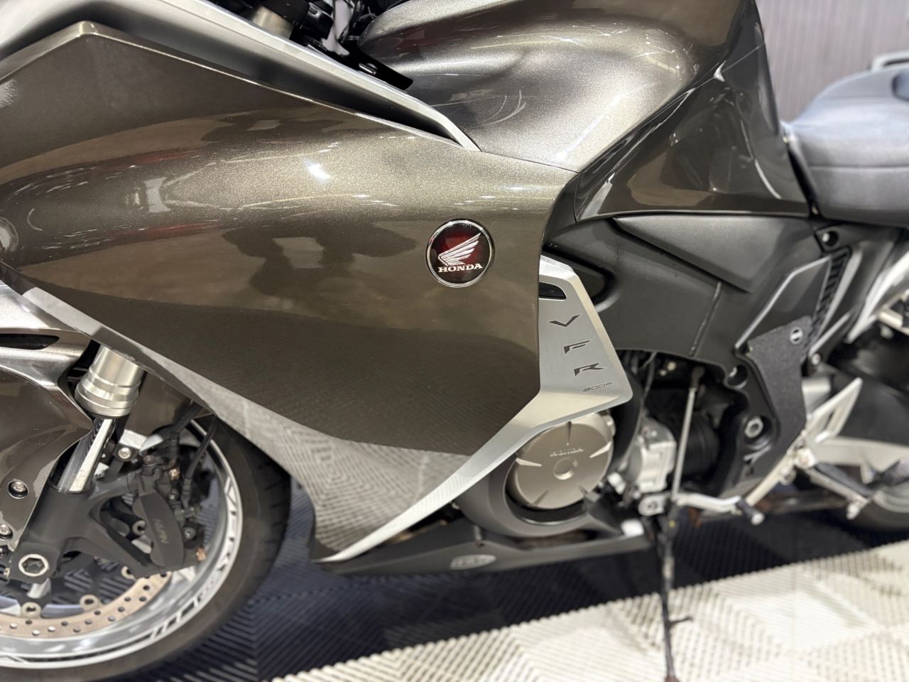 Used Honda VFR1200F for sale - 78434966: Photo 26