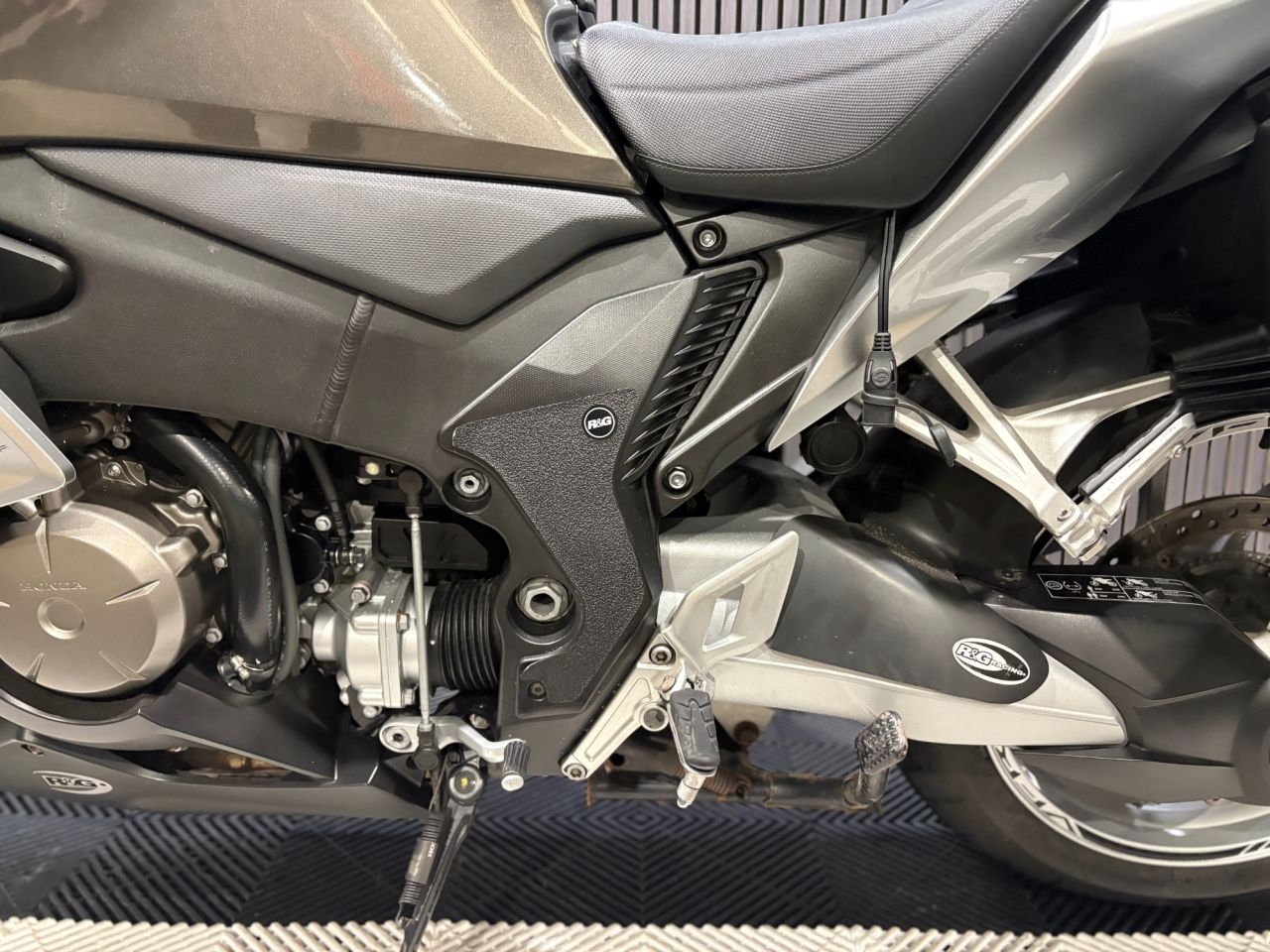 Used Honda VFR1200F for sale - 78434966: Photo 28