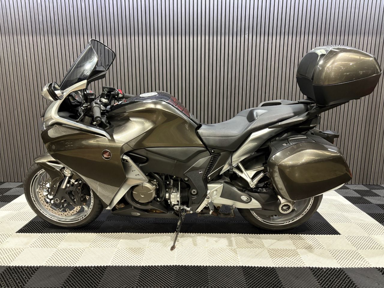 Used Honda VFR1200F for sale - 78434966: Photo 9