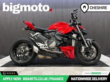 Used Ducati Streetfighter V2 undefined for sale - bike-78434396: Photo