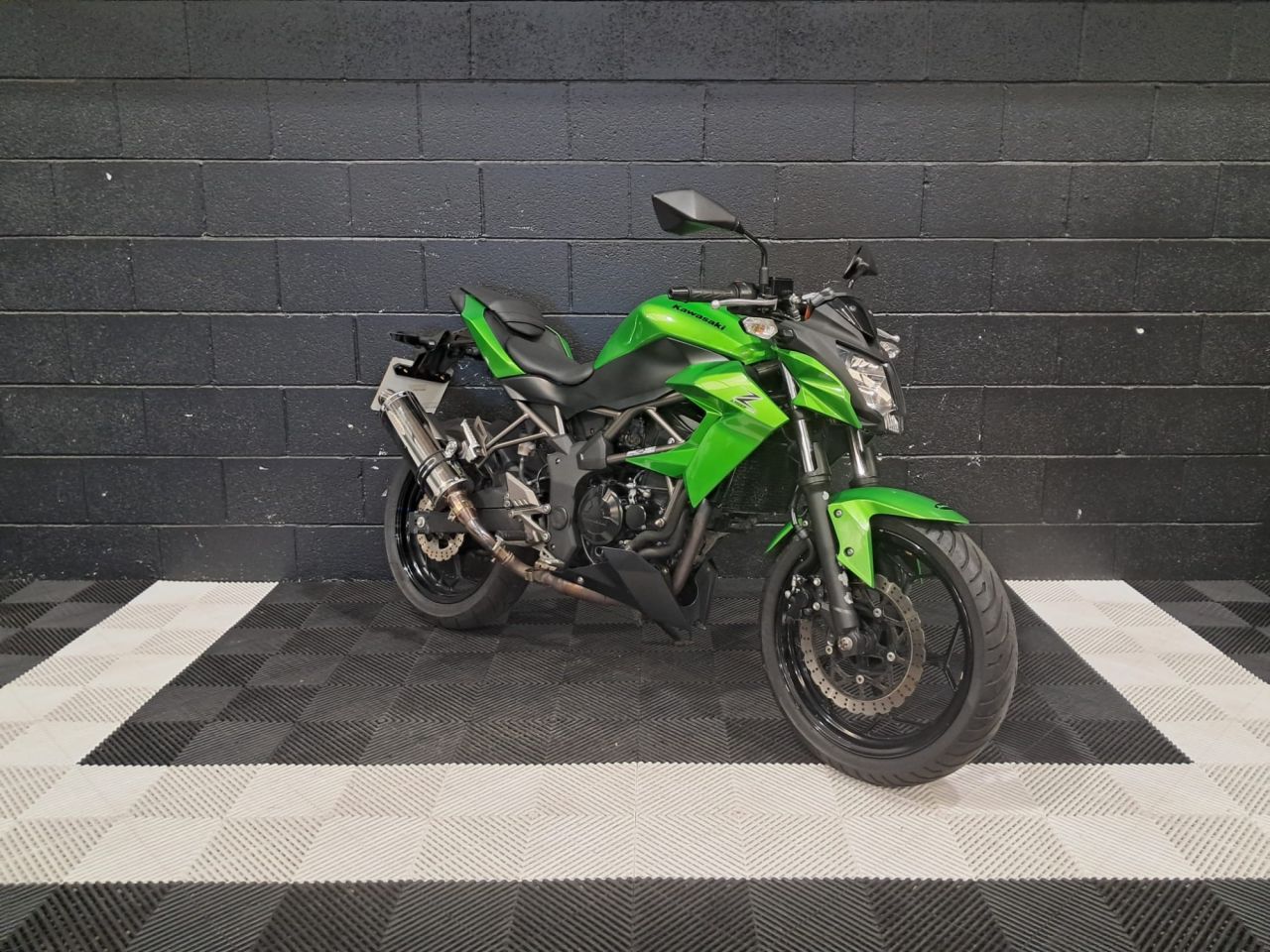 Used Kawasaki Z250 for sale - 78434876: Photo 4