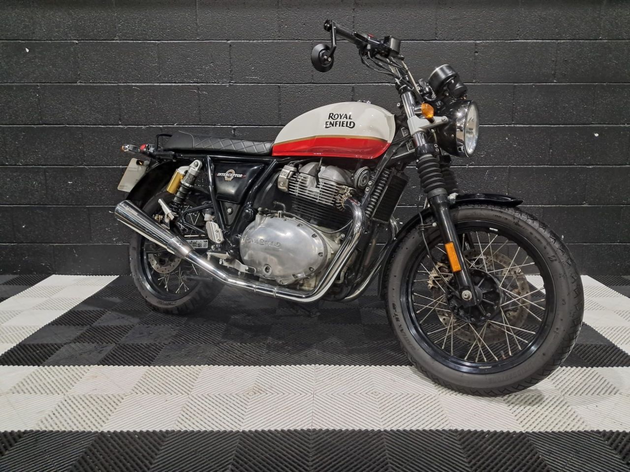Used Royal Enfield Interceptor 650 for sale - 78435118: Photo 6
