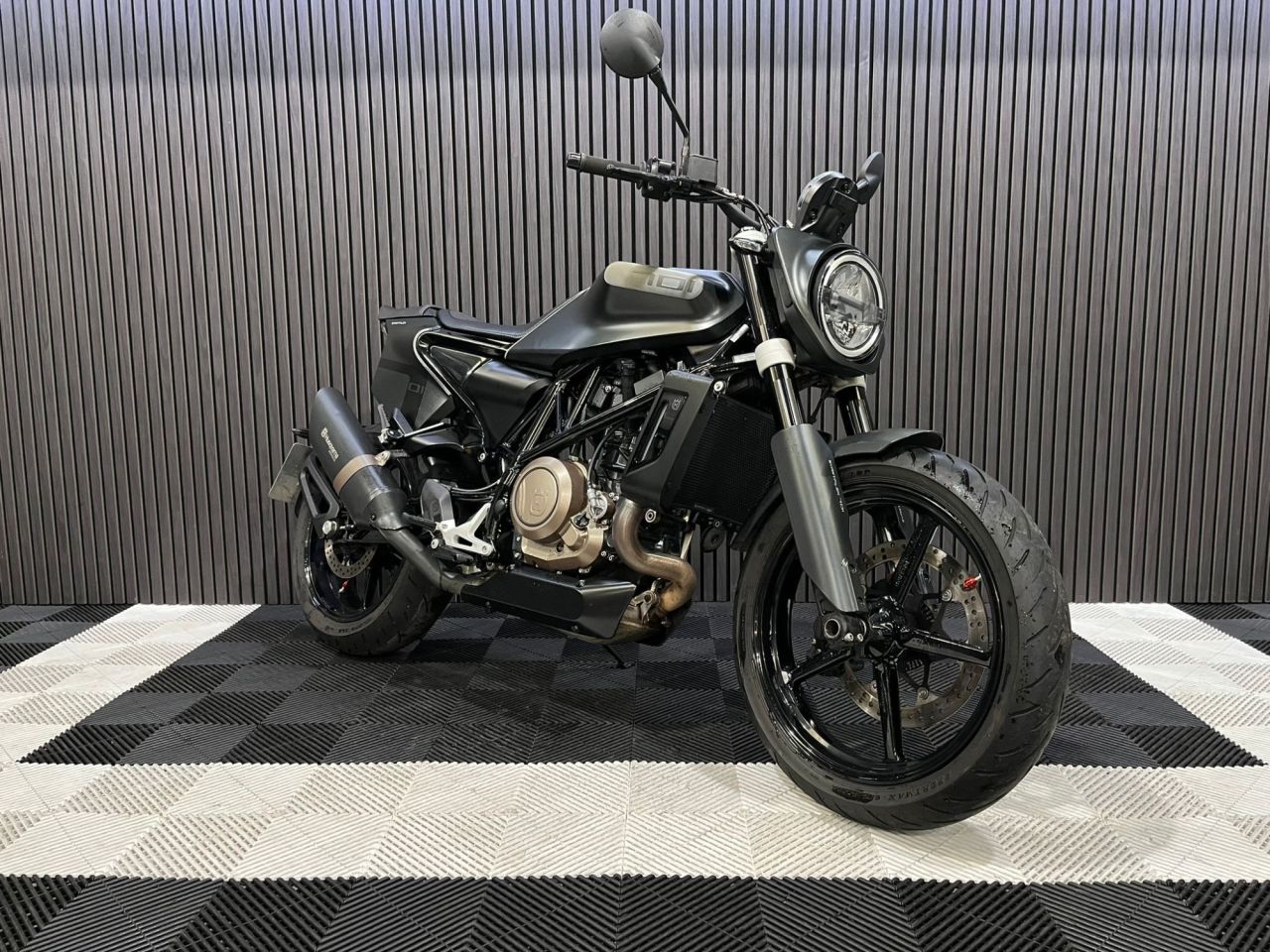 Used Husqvarna SVARTPILEN 701 for sale - 78434538: Photo 6