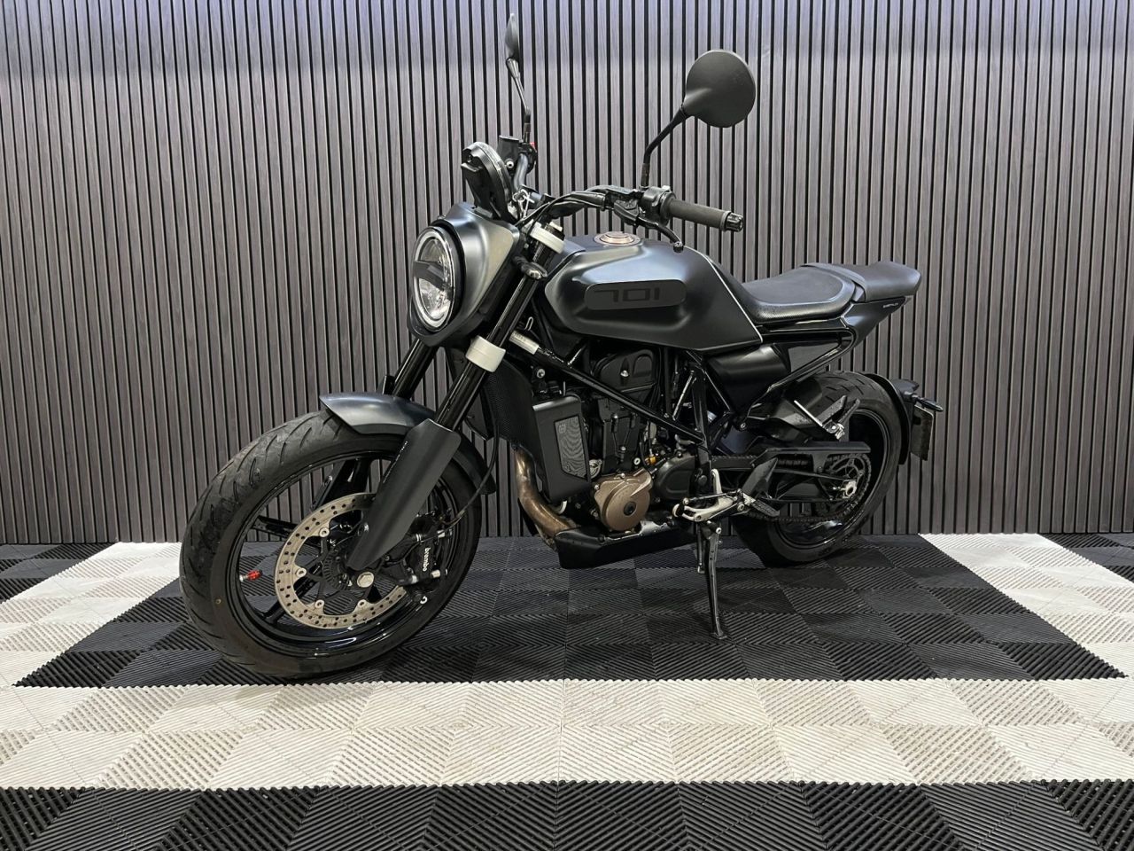 Used Husqvarna SVARTPILEN 701 for sale - 78434538: Photo 7