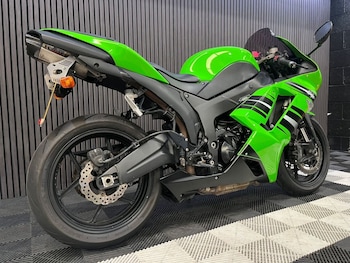 Used Kawasaki ZZR600 undefined for sale - bike-78993248: Photo