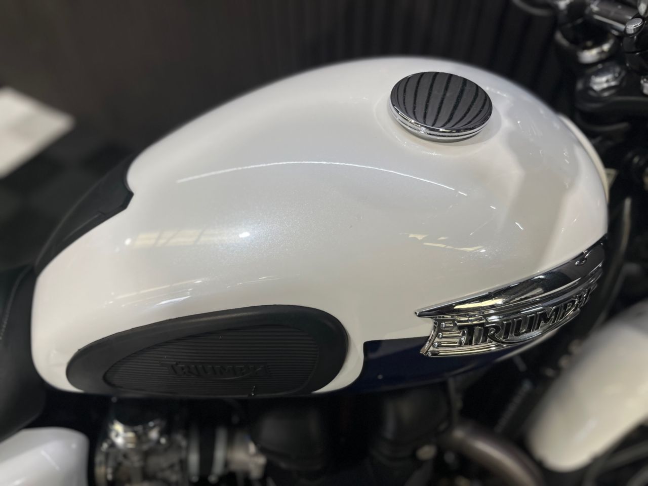 Used Triumph Bonneville 865 for sale - 78435188: Photo 19