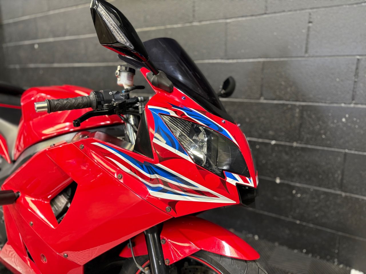 Used Triumph Daytona 600 for sale - 78435788: Photo 9