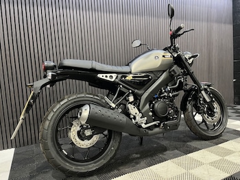 Used Yamaha XSR125 undefined for sale - bike-78435020: Photo