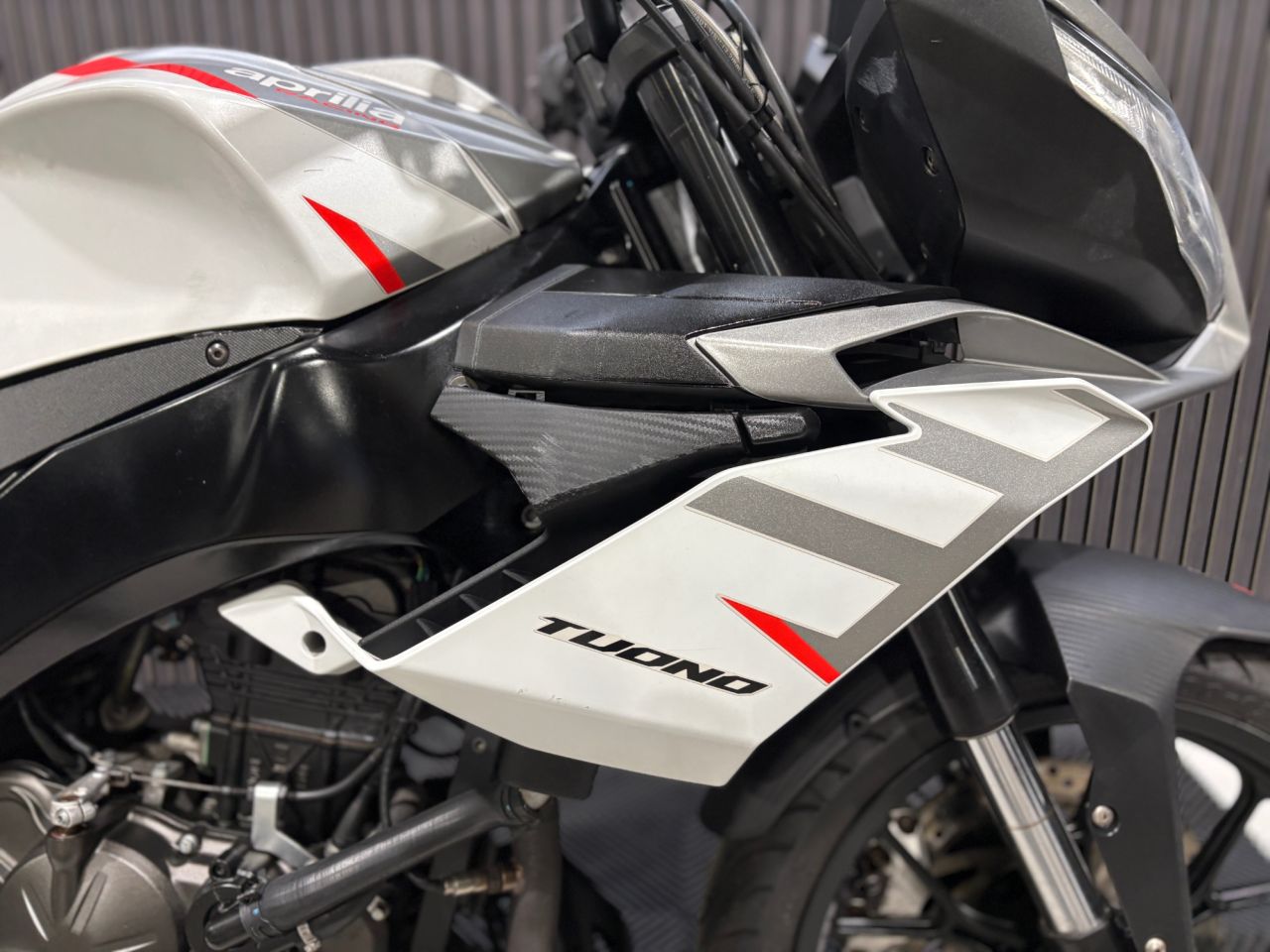 Used Aprilia Tuono 125 for sale - 78434511: Photo 16