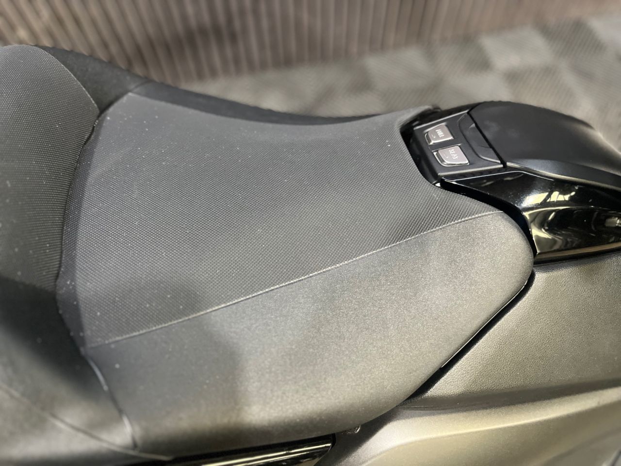 Used Yamaha Tmax for sale - 78552457: Photo 18