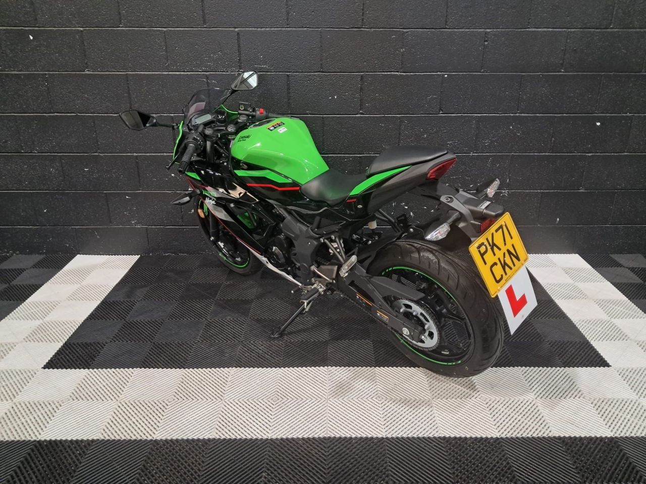 Used Kawasaki Ninja 125 for sale - 78435750: Photo 10