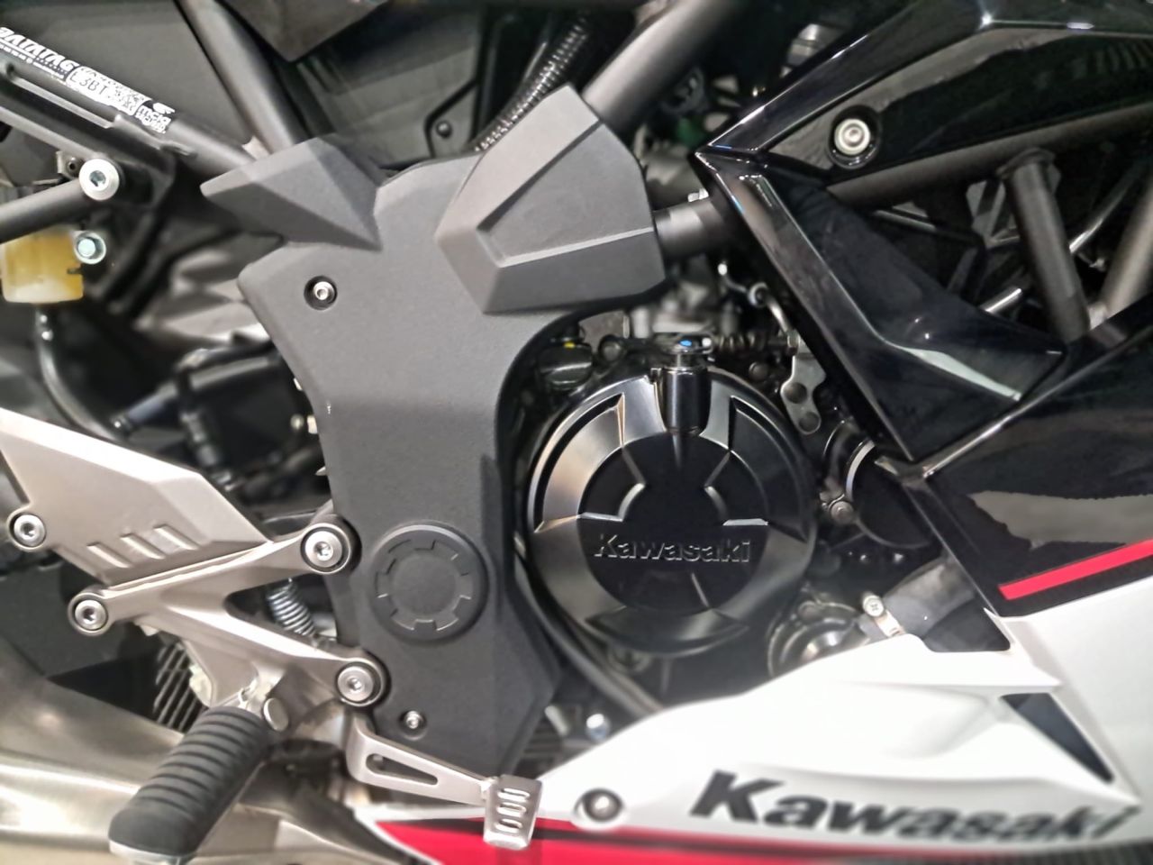 Used Kawasaki Ninja 125 for sale - 78435750: Photo 16