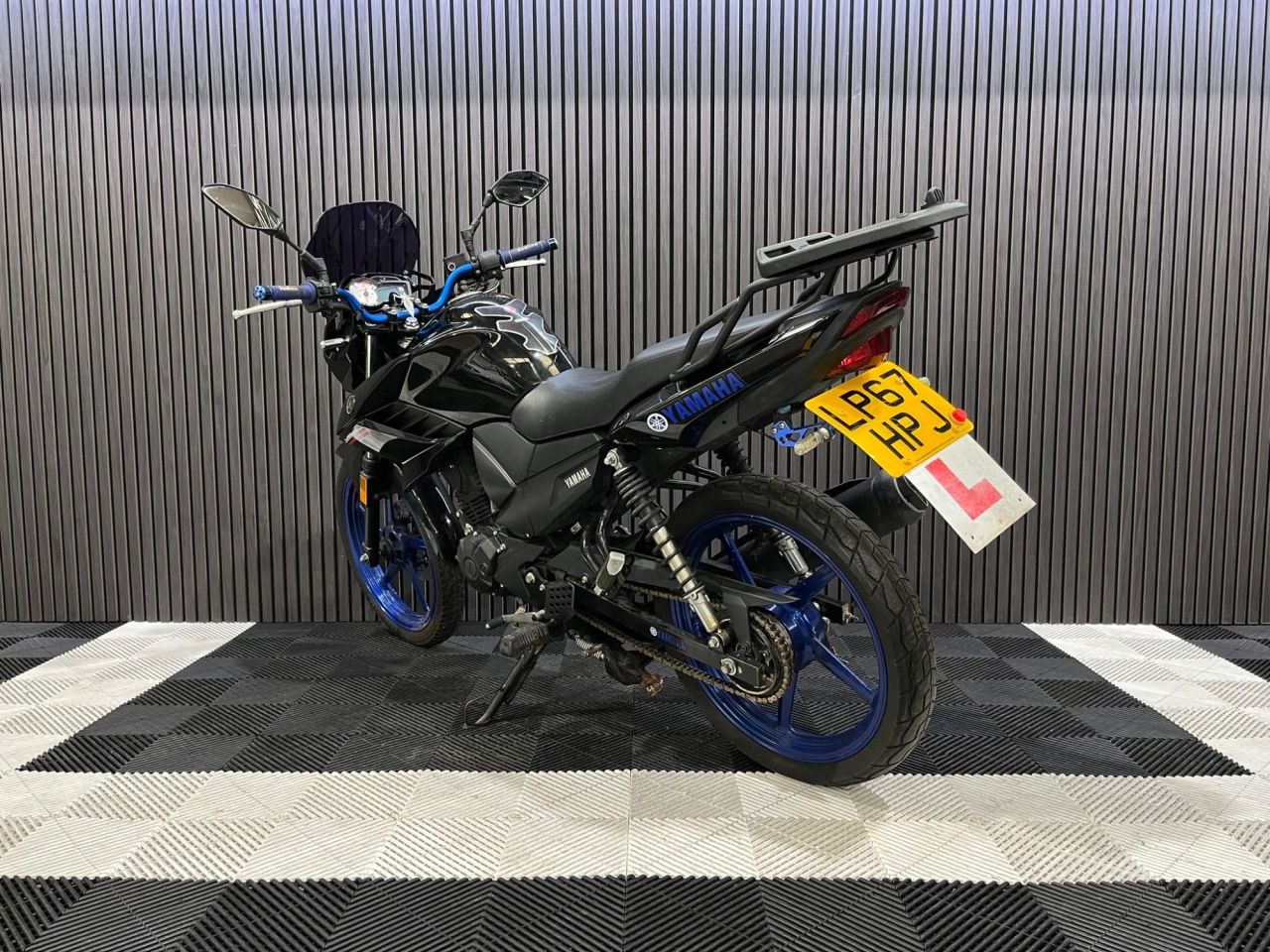 Used Yamaha YS125 for sale - 78434465: Photo 10
