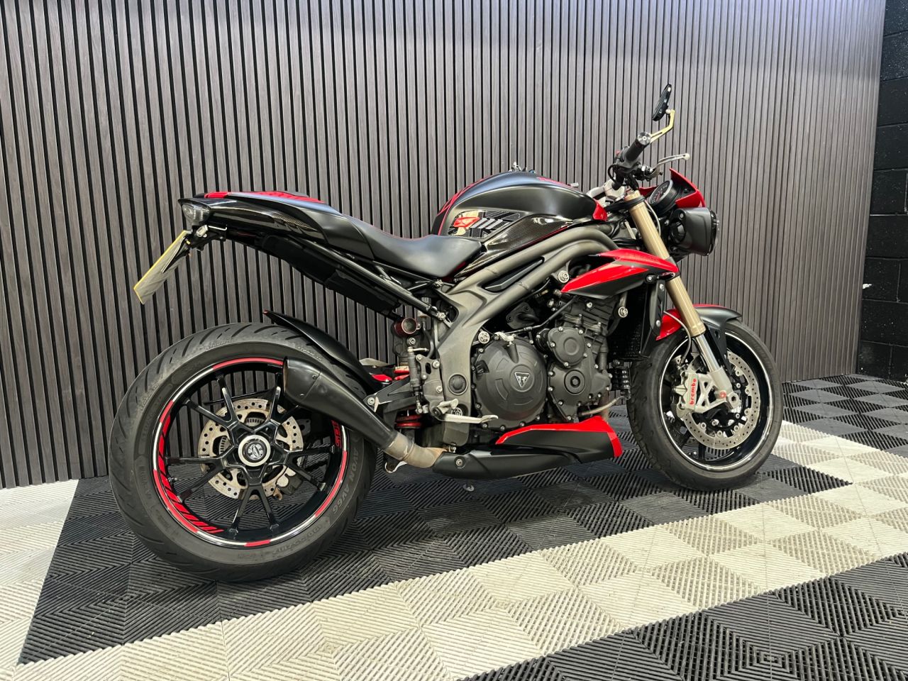 Used Triumph Speed Triple 1050 for sale - 78435516: Photo 4