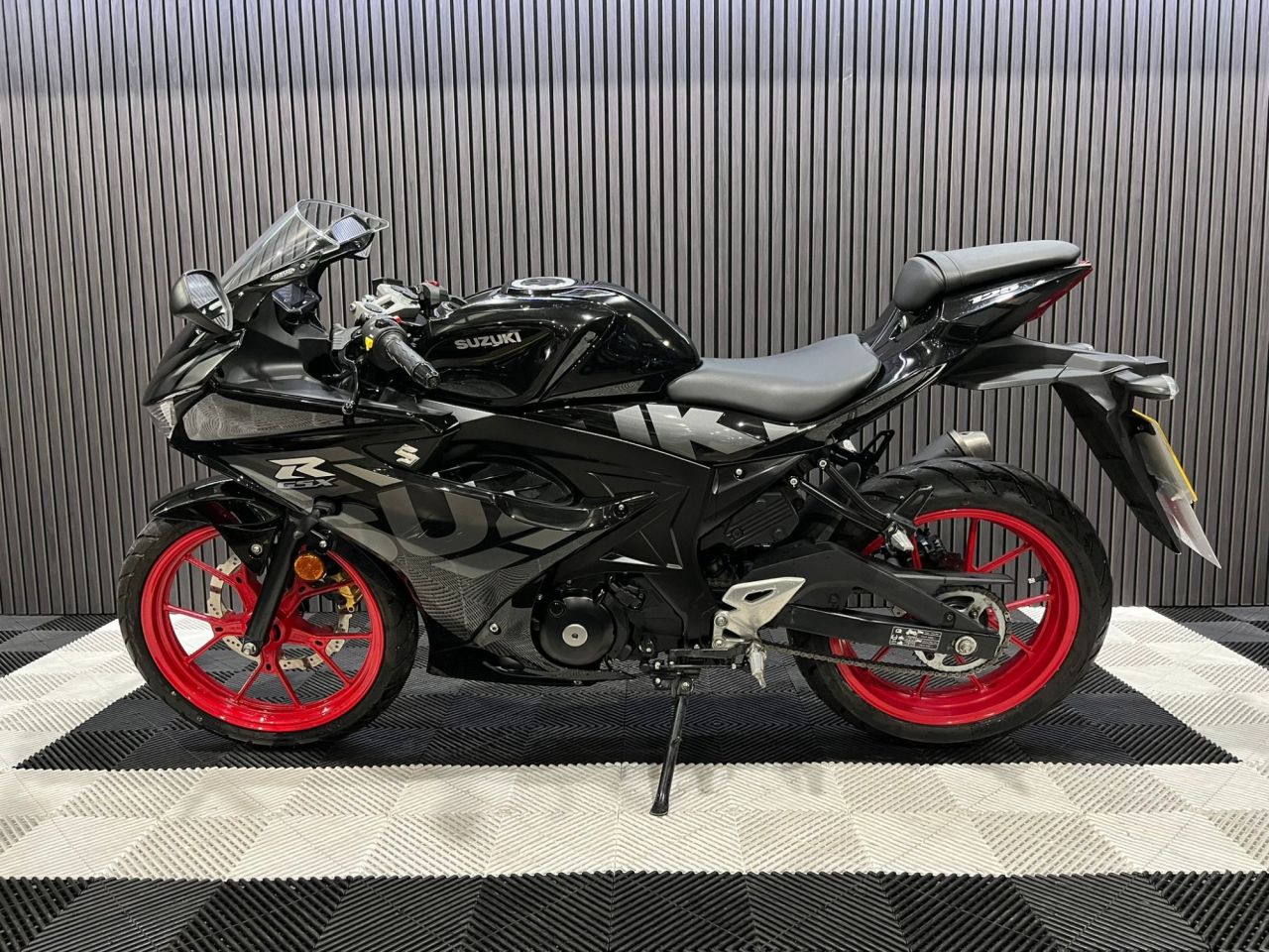 Used Suzuki GSXR125 for sale - 78435160: Photo 9