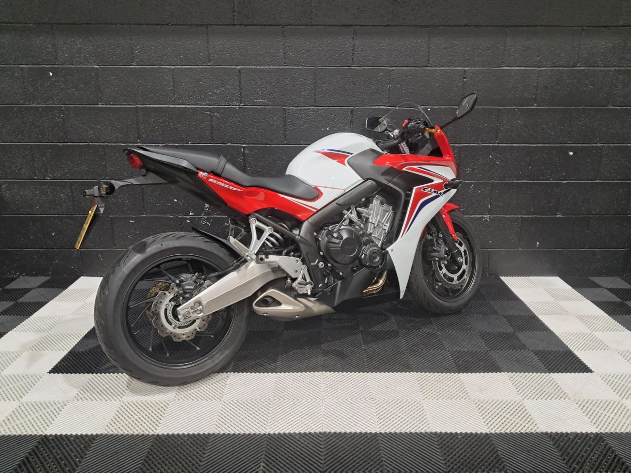 Used Honda CBR650F for sale - 78434398: Photo 11